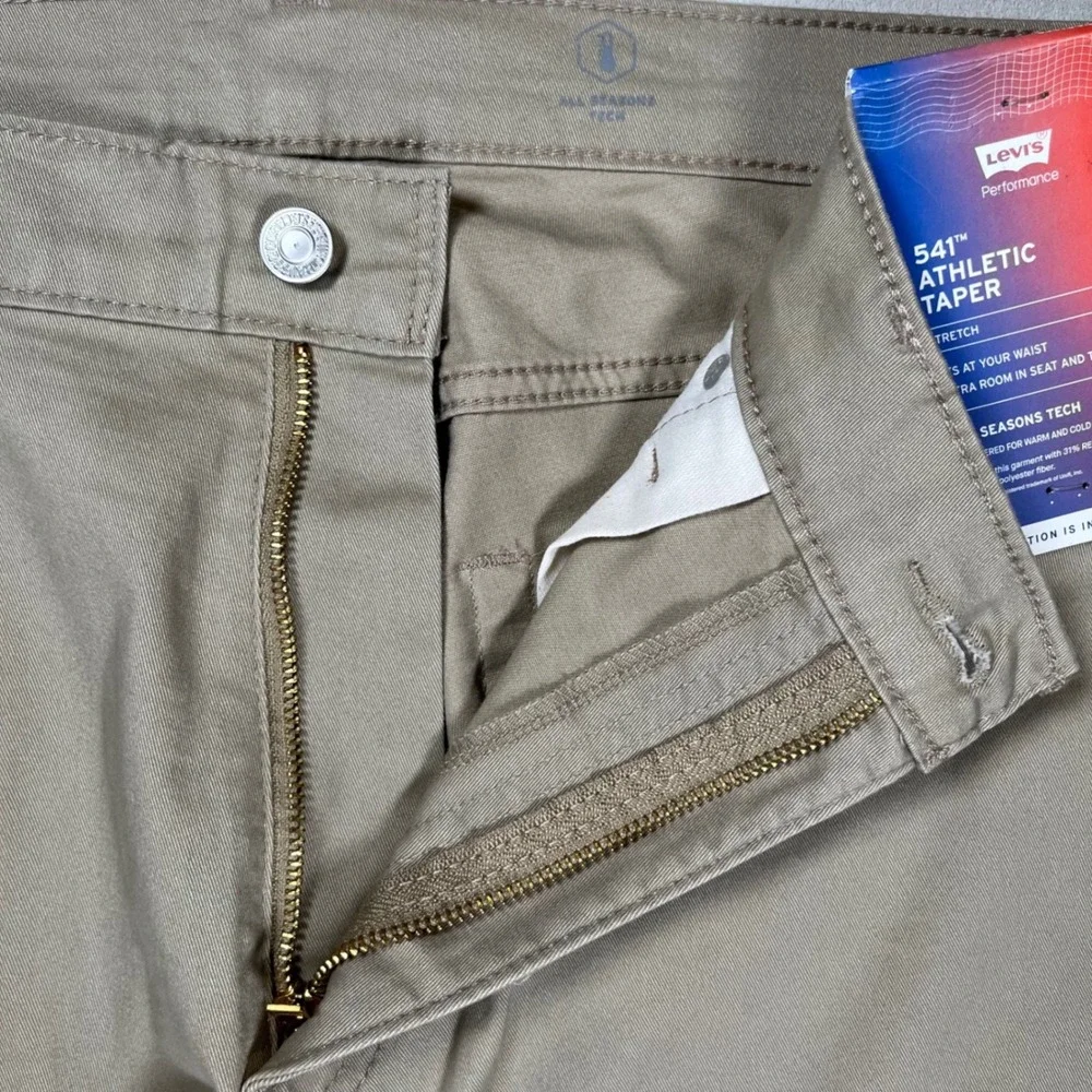 New Levis 541 Athletic Taper‎ Pants Mens 36x30 Khaki Tan All Seasons Tech NWT